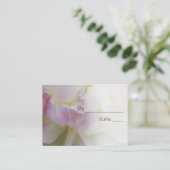 ピンクとホワイトのチューリップの花のウェディング プレイスクカード プレイスカード (スタンド正面)