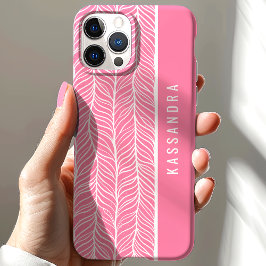 ピンクとホワイトのヘリンボーン オーダーメイドネーム iPhone 15ケース