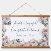 ピンクとホワイトの花の優雅なエンゲージメントバナー 吊り下げ型タペストリー (正面)