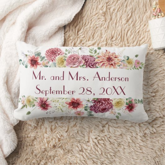 ピンクとホワイトの花柄  名前と結婚日を入れたオーダーメイド ランバークッション (ブランケット)