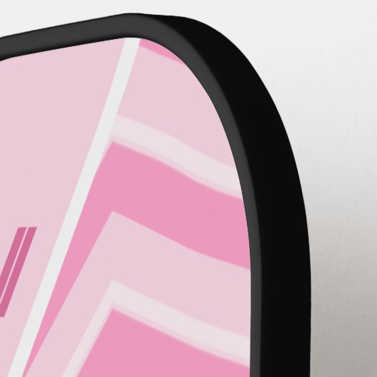 ピンクとホワイトシェブロンパーソナライズされたカスタム ピックルボールラケット (左詳細)