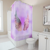 ピンクとメイヴの天使の翼の背景 シャワーカーテン (インサイチュ)