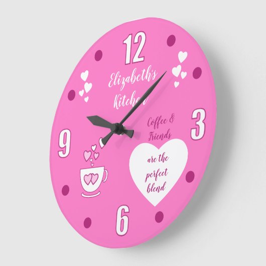 ピンクと白とコーヒーカップのハートと名前 ラージ壁時計 (傾斜)