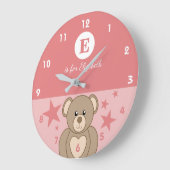 ピンクと白のかわいいテディベアと星の赤ちゃん名前 ラージ壁時計 (傾斜)
