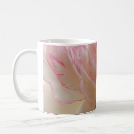 ピンクと白のカーネーションマグ コーヒーマグカップ (左)