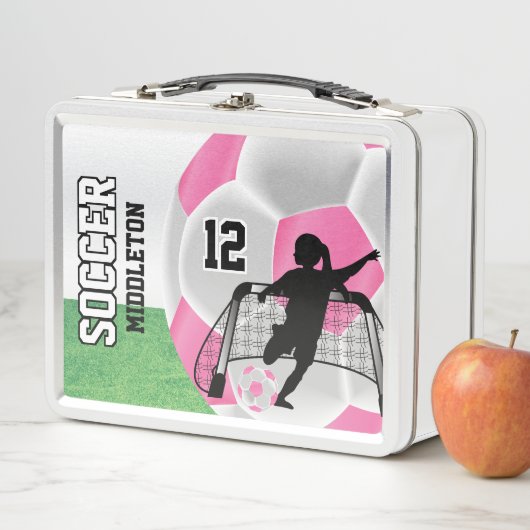 ピンクと白のサッカーボール – サッカーガール メタルランチボックス (インサイチュ)