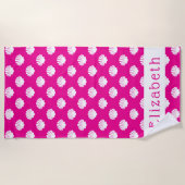 ピンクと白のシェルパターンカスタムビーチタオル ビーチタオル (正面)