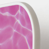 ピンクと白のスイミングプール写真シックなモノグラム ピックルボールラケット (左詳細)