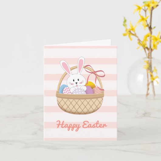 ピンクと白のストライプのイースターバニー in バスケット カード (黄色い花)