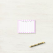ピンクと白のストライプ柄 4" x 3" 付箋 (デスク上)