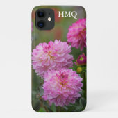 ピンクと白のダリアフラワーイニシャル Case-Mate iPhoneケース (裏面)