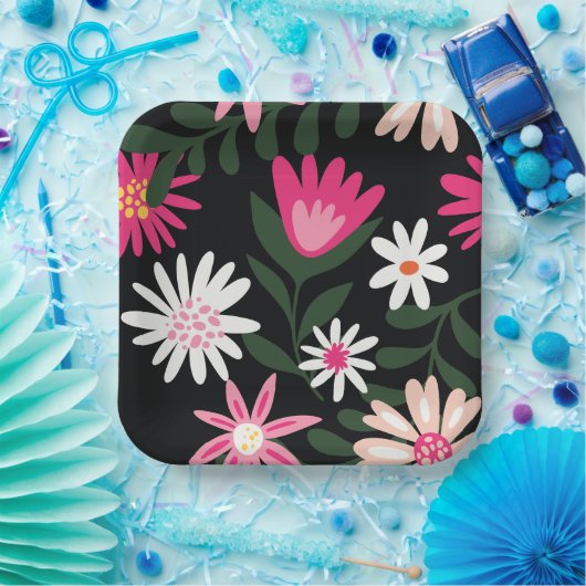 ピンクと白のデイジーパターン ペーパープレート (パーティー)