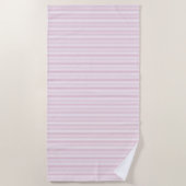 ピンクと白のピンのストライプ ビーチタオル (正面)