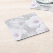 ピンクと白のペチュニア スクエアペーパーコースター (アングル)