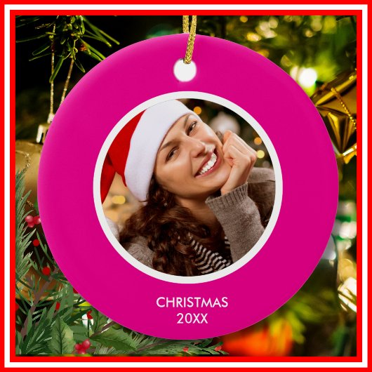 ピンクと白のモダンイニシャルモノグラム写真 セラミックオーナメント