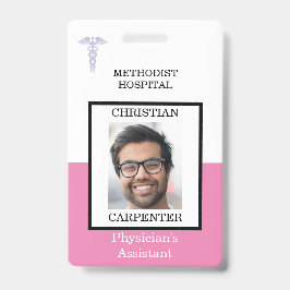 ピンクと白の医療施設の写真名 バッジ