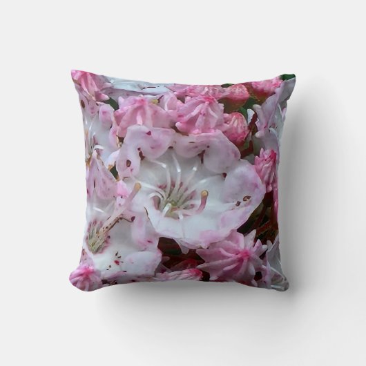 ピンクと白の山の月桂樹の花 クッション (正面)