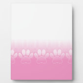 ピンクと白の手と新聞社の背景 フォトプラーク (正面)