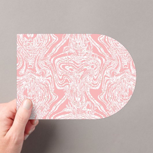 ピンクと白の抽象的なデザインが白い背景に アクリル招待状 (インサイチュ (ポータブル))