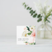 ピンクと白の水彩色のフローラブーケ スクエア名刺 (スタンド正面)