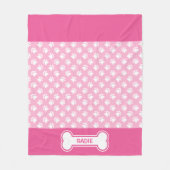 ピンクと白の犬の足と名前の骨 フリースブランケット (正面)