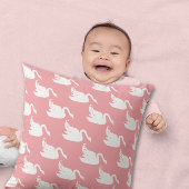 ピンクと白の白鳥Any Color クッション