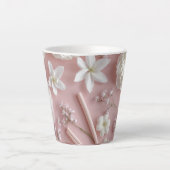 ピンクと白の花と蝶々 カフェラテマグ (正面)