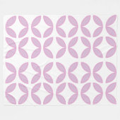 ピンクと白の花びらの円とダイヤモンドのパターン フリースブランケット (正面(横))