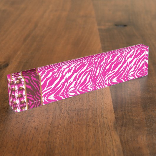 ピンクと白の複雑な花のパターン、アート デスクネームプレート (側面)