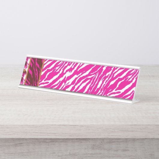 ピンクと白の複雑な花のパターン、アート デスクネームプレート (正面)