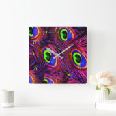 ピンクと紫のクジャクの羽毛のテクスチャデザイン スクエア壁時計 (ホーム)