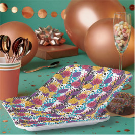 ピンクと紫の切り花と複雑な花びら ペーパープレート