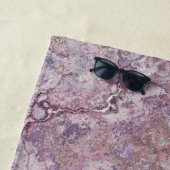 ピンクと紫の大理石 ビーチタオル (インサイチュ)