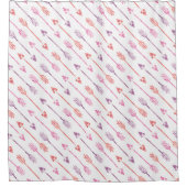 ピンクと紫の水彩矢印パターン シャワーカーテン (正面)