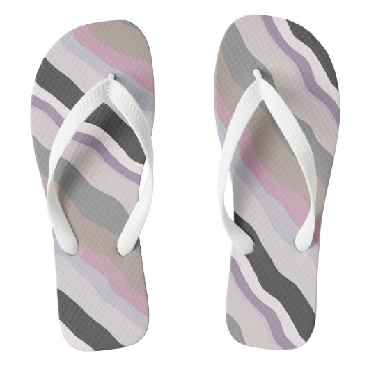 ピンクと紫の波状のストライプ ビーチサンダル (フットベッド)