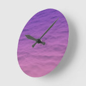 ピンクと紫の海 ラウンド壁時計 (傾斜)