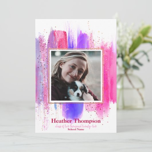 ピンクと紫の色彩の鮮やかグリッター輝く卒業 招待状 (スタンド正面)