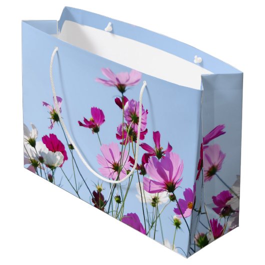 ピンクと紫の花かわいらしの牧草地写真 ラージペーパーバッグ (裏面アングル)