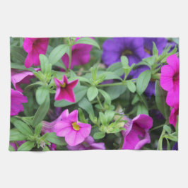 ピンクと紫の花の開花 キッチンタオル