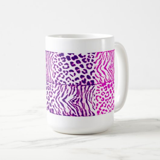 ピンクと紫の野生動物のパターン コーヒーマグカップ (正面右)