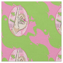 ピンクと緑のカエル