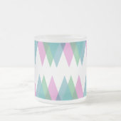 ピンクと緑の三角形 フロストグラスマグカップ (中央)
