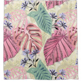 ピンクと緑の熱帯葉の花、青い花。 シャワーカーテン (正面)