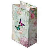 ピンクと緑の蝶の見すぼらしいヴィンテージバラ スモールペーパーバッグ (裏面アングル)