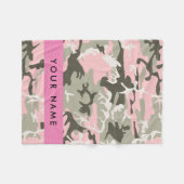 ピンクと緑の迷彩自分の名前をパーソナライズ フリースブランケット (正面(横))