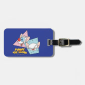 ピンクと脳 |レトロキャラクターグラフィックス ラゲッジタグ (正面横)