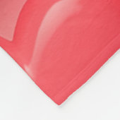 ピンクと赤いハートバブルパターン フリースブランケット (角)