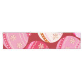 ピンクと赤のクリスマスボードブル ショートテーブルランナー (横)