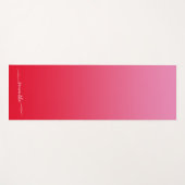 ピンクと赤のグラデーションハート・スクリプト名 ヨガマット (正面(横))