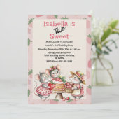 ピンクと赤のスイートストロベリー２歳の誕生日パーティー 招待状 (スタンド正面)